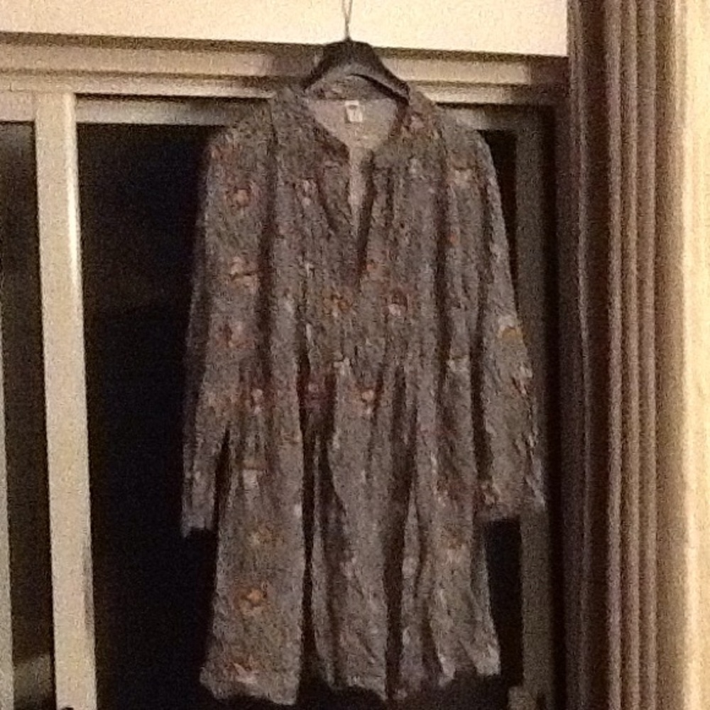 Old navy dress.